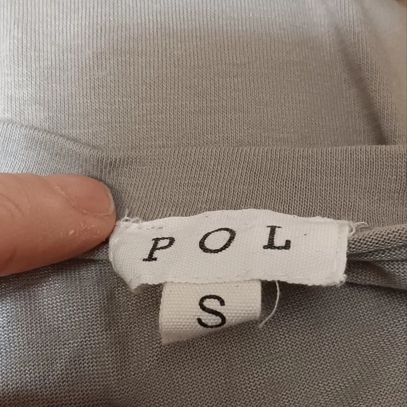 POL, V-neck Tee, Trim on Shoulders & V-neck, Army green, Small, P2P 21, NWOT - Picture 4 of 4